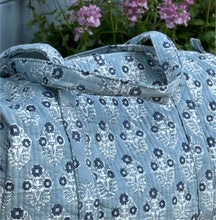 Load image into Gallery viewer, Boota Starlight Weekend Bag