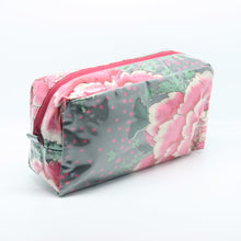 Load image into Gallery viewer, Charcoal Rose Sponge Bag