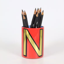 Load image into Gallery viewer, Alphabet Brush Pot - N (Carnation)