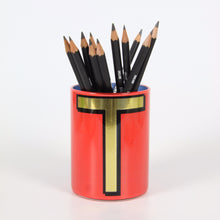 Load image into Gallery viewer, Alphabet Brush Pot - T (Carnation)