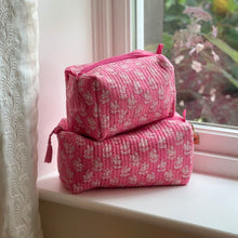 Load image into Gallery viewer, Bria Handblock Quilted Washbag - Pink