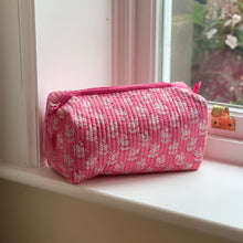 Load image into Gallery viewer, Bria Handblock Quilted Washbag - Pink
