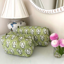 Load image into Gallery viewer, Boota Handblock Quilted Washbag - Green