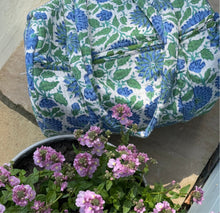 Load image into Gallery viewer, Galia - Blue &amp; Green Weekend Bag
