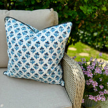 Load image into Gallery viewer, Siska Cushion Cover
