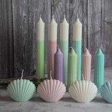 Load image into Gallery viewer, Dip Dye Pillar Candle - Pistachio

