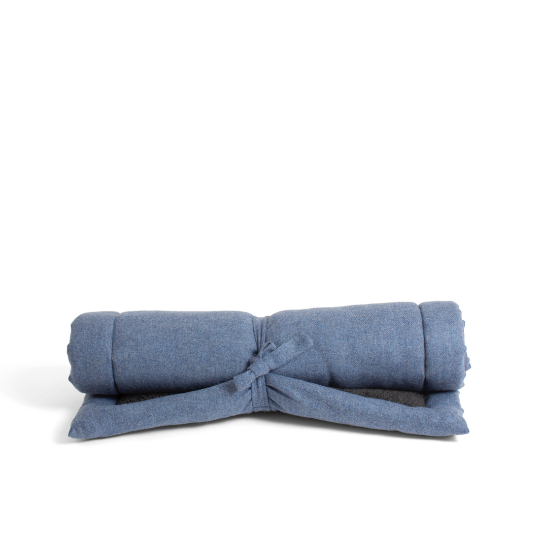 Luxury Dog Travel Bed - Infinity Blue