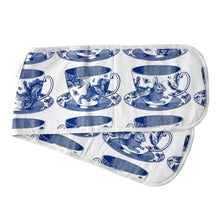 Load image into Gallery viewer, Blue and White Teacup Design Double Oven Gloves
