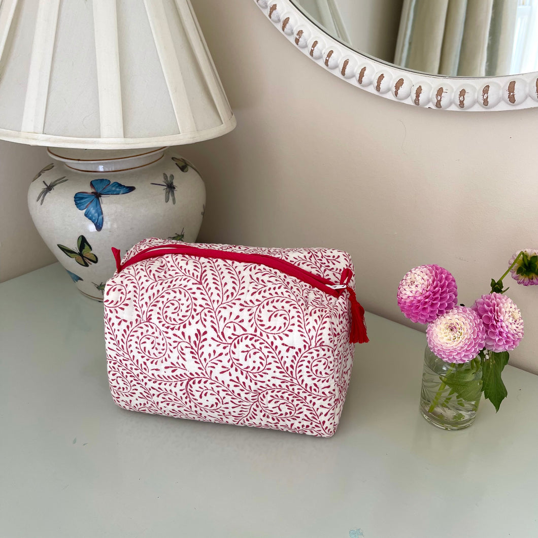 Pink Leaves Handblock Quilted Washbag