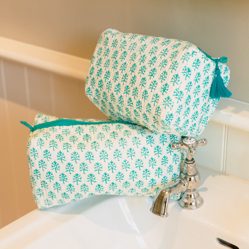 Inka Handblock Quilted Washbag - Aqua